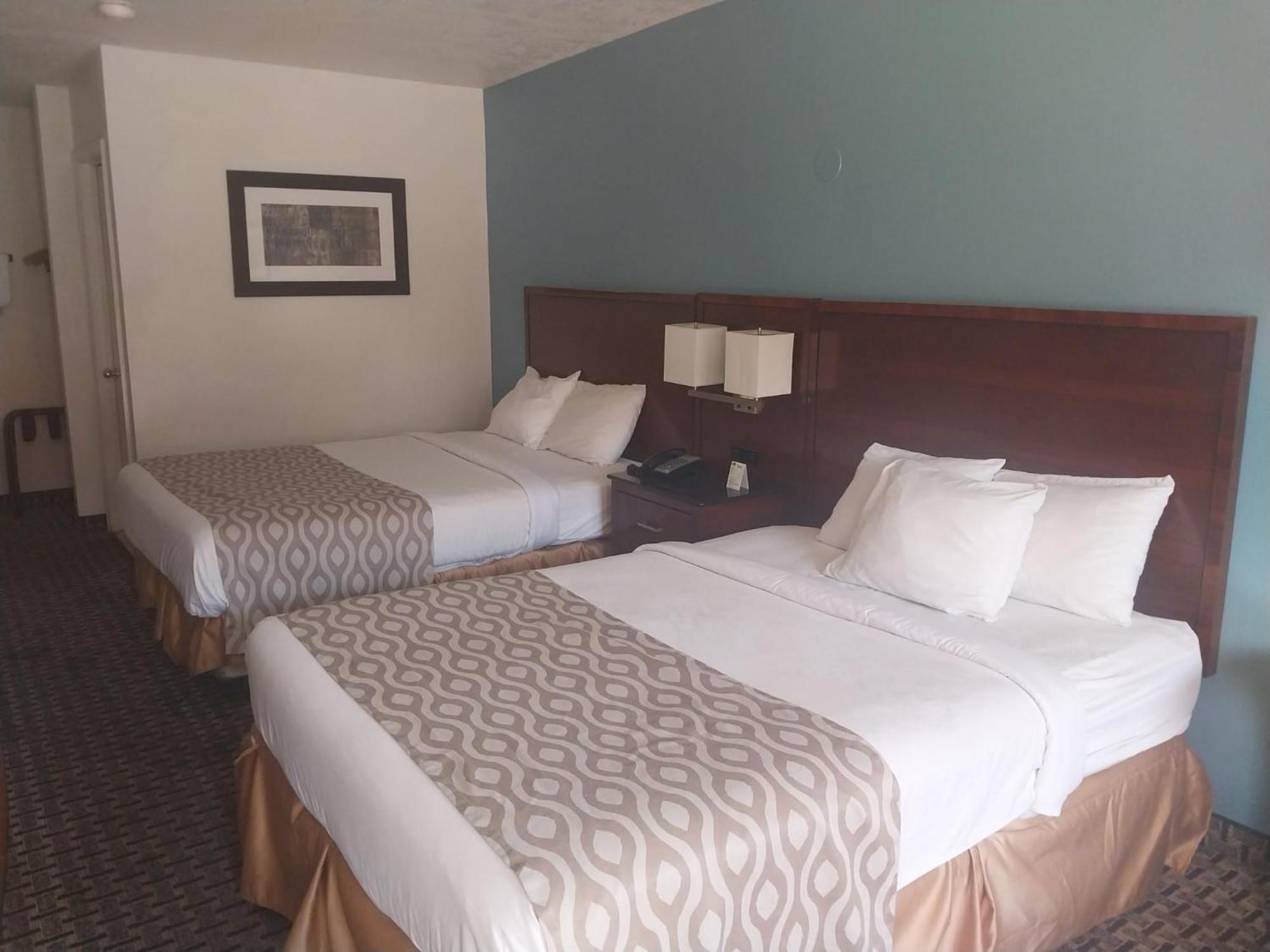 קנב Vermilion Inn מראה חיצוני תמונה